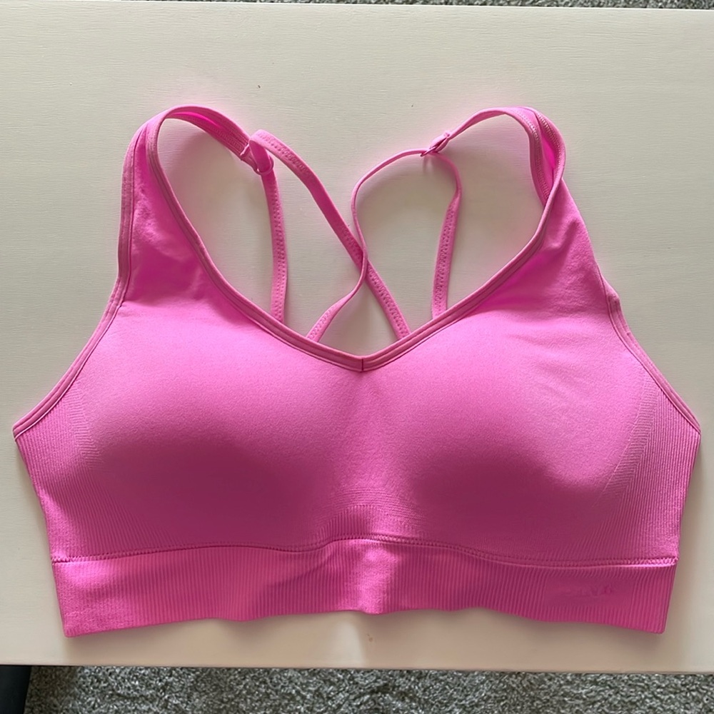 Victoria Secret Pink strappy adjustable back sports bra. Size M. Never worn.